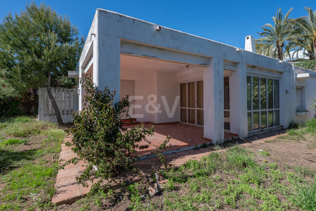 Beachside Bungalow in Los Monteros with Approved Licence for a New Luxury Villa