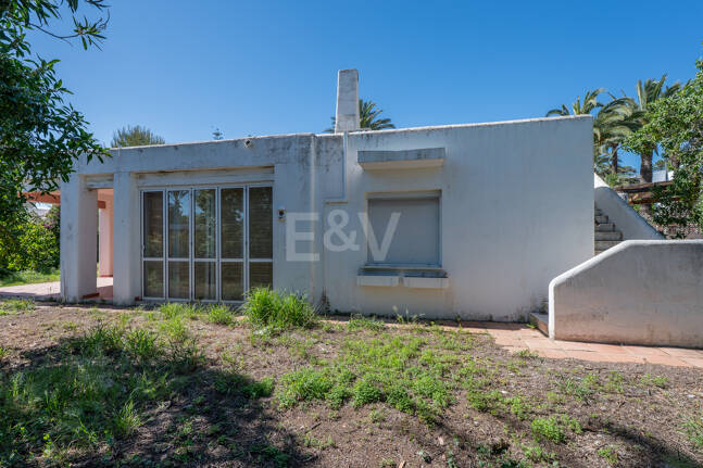 Beachside Bungalow in Los Monteros with Approved Licence for a New Luxury Villa