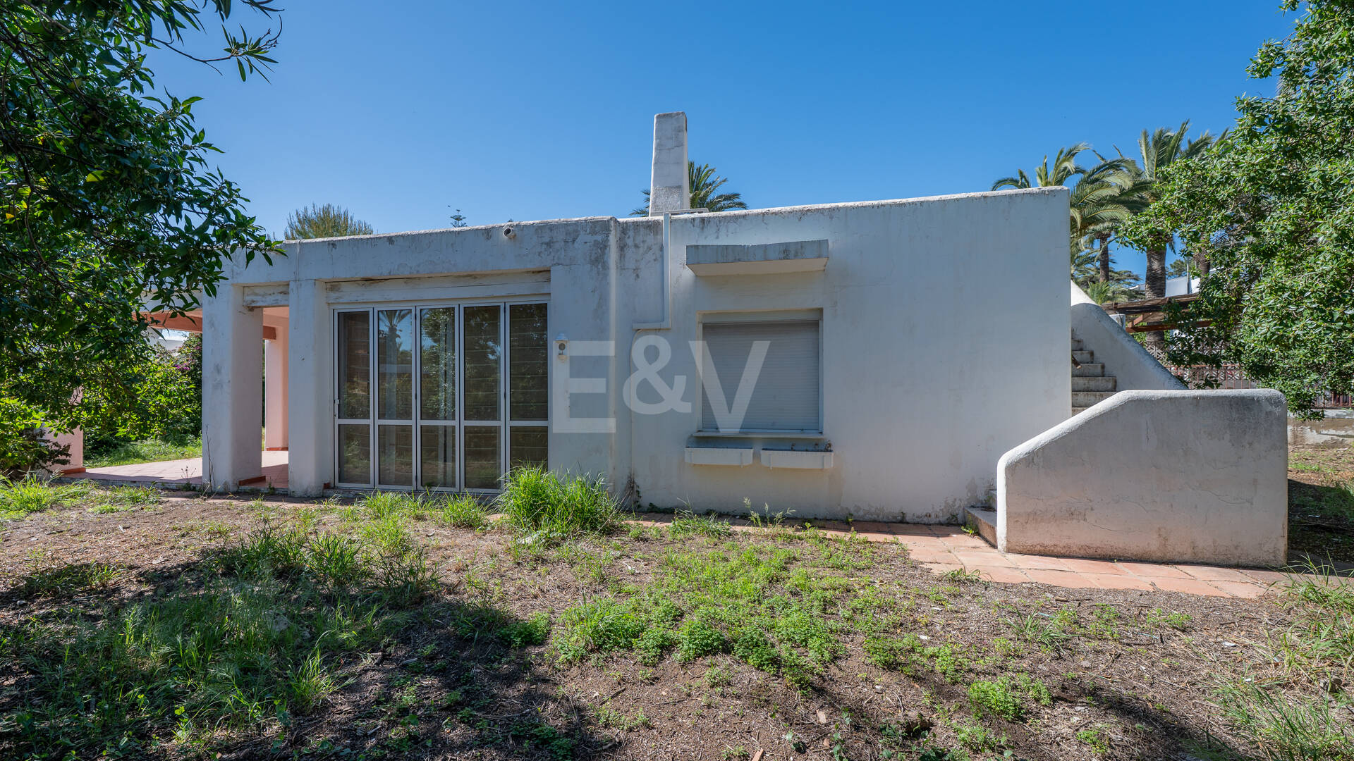 Beachside Bungalow in Los Monteros with Approved Licence for a New Luxury Villa