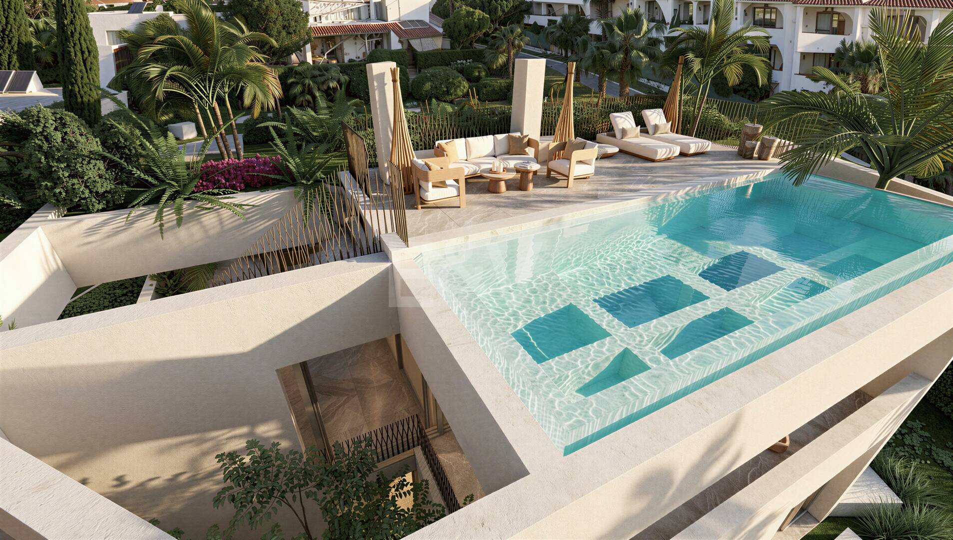 Bungalow en bord de mer à Los Monteros, avec permis de construire approuvé pour une nouvelle villa de luxe