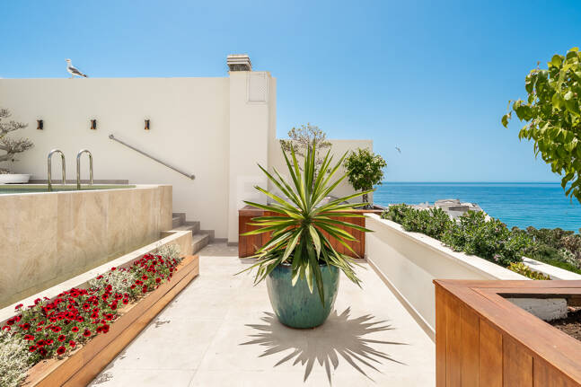 Spacious Duplex Penthouse in Don Gonzalo with Private Plunge Pool