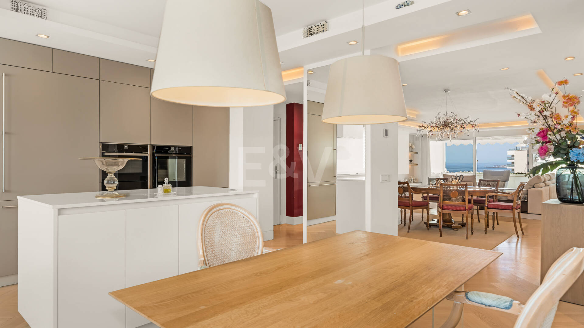 Spacious Duplex Penthouse in Don Gonzalo with Private Plunge Pool