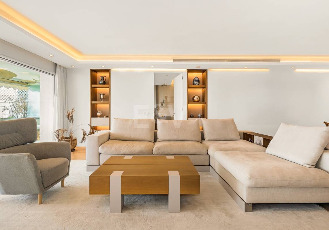 Przestronny apartament Duplex w Don Gonzalo z prywatnym basenem Plunge
