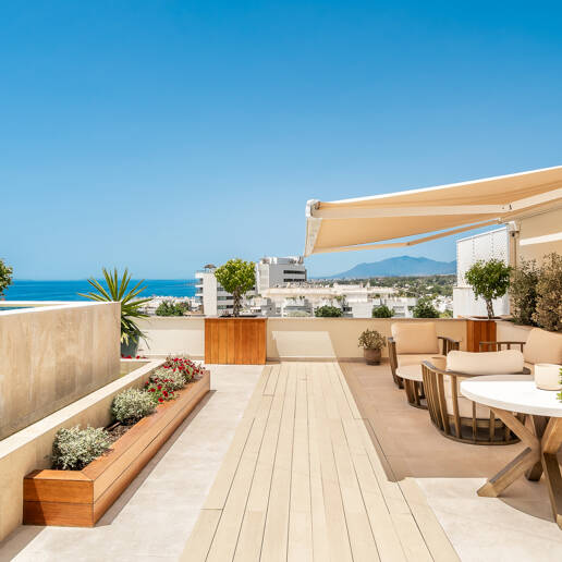 Spacious Duplex Penthouse in Don Gonzalo with Private Plunge Pool