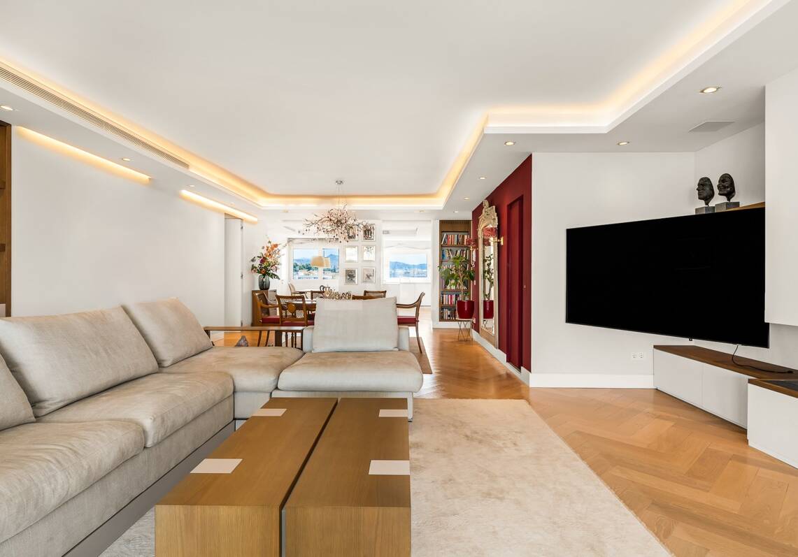 Przestronny apartament Duplex w Don Gonzalo z prywatnym basenem Plunge