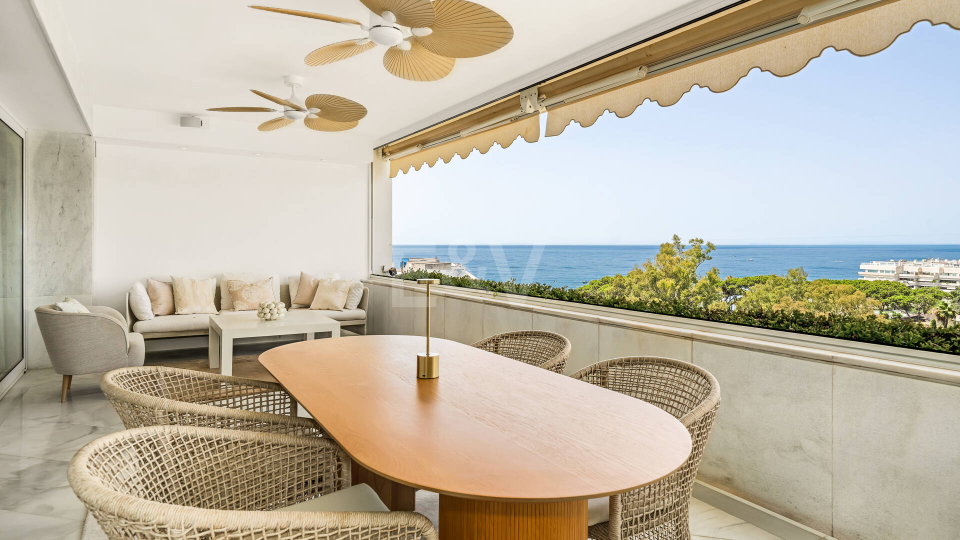 Spacious Duplex Penthouse in Don Gonzalo with Private Plunge Pool