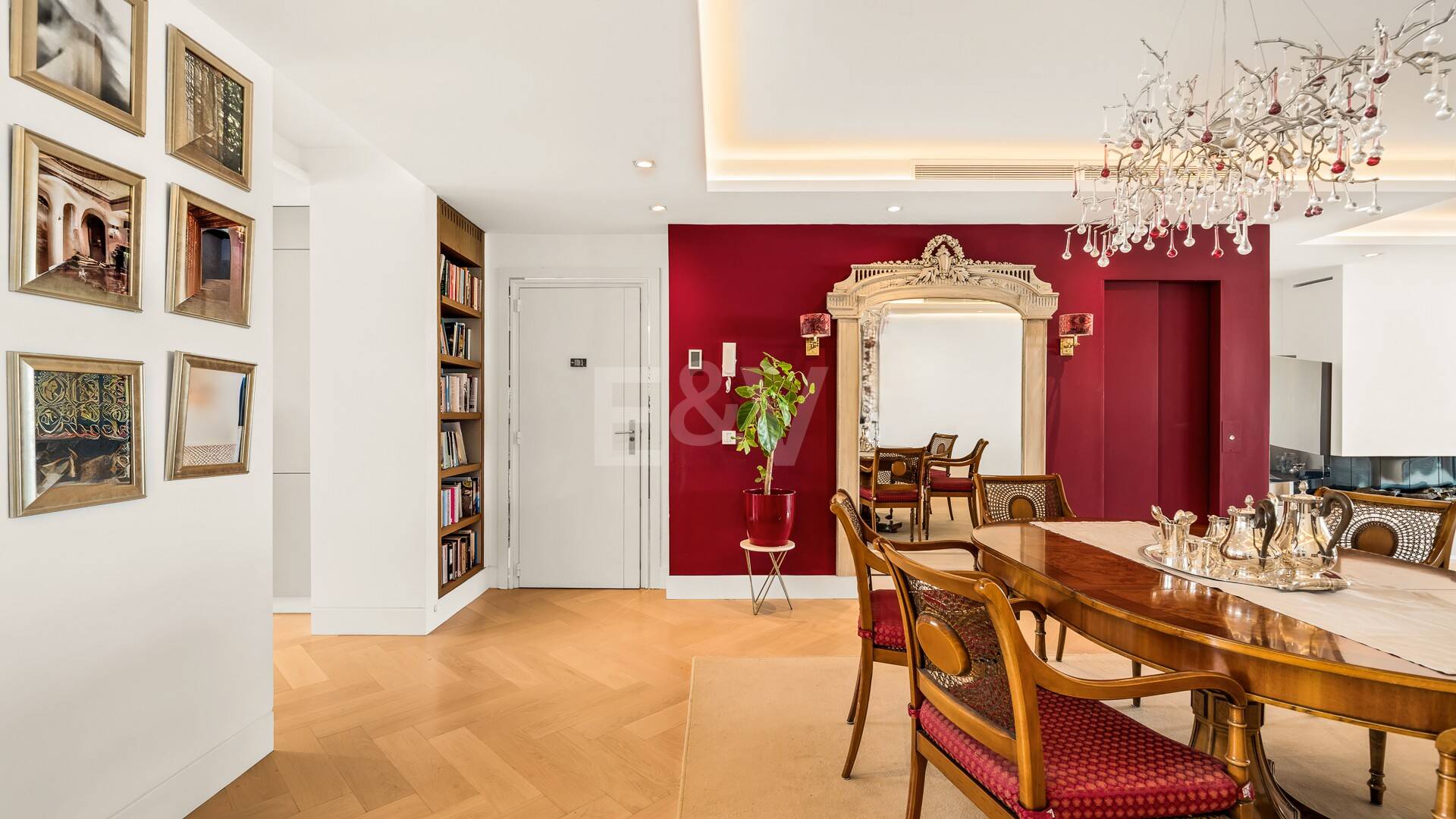 Przestronny apartament Duplex w Don Gonzalo z prywatnym basenem Plunge