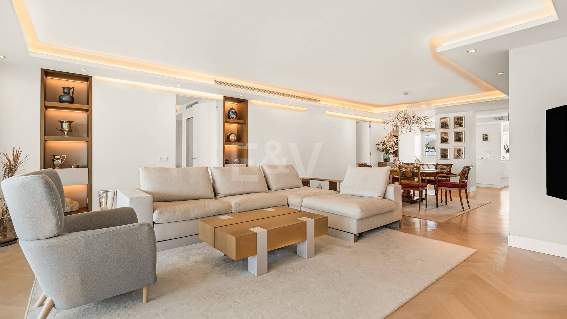 Przestronny apartament Duplex w Don Gonzalo z prywatnym basenem Plunge
