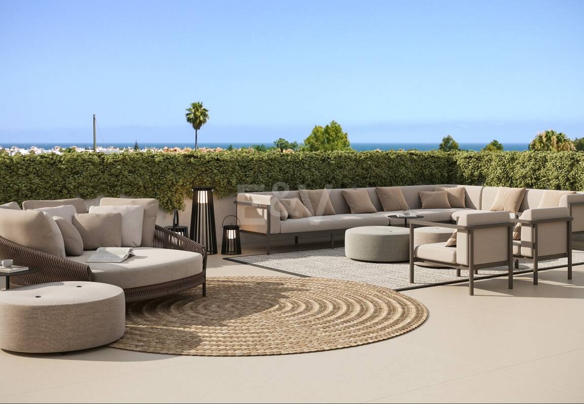 Zeitgenössisches Penthouse mit privater Dachterrasse und Jacuzzi in San Pedro Playa