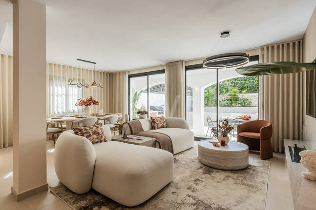 Maison de ville en bord de mer style Ibiza avec piscine chauffée privée et magnifique espace de vie extérieur