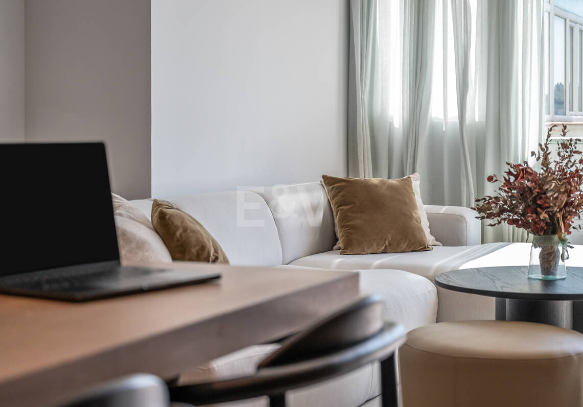 Elegancki Marbella Centre Apartament z basenem, Taras & amp; Licencja turystyczna