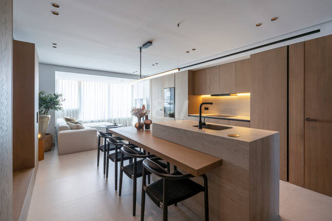 Elegantes Apartment mit Terrasse und Pool im Zentrum von Marbella