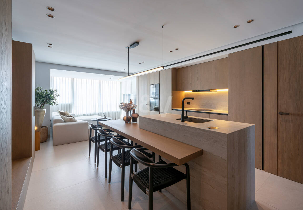Elegantes Apartment mit Terrasse und Pool im Zentrum von Marbella