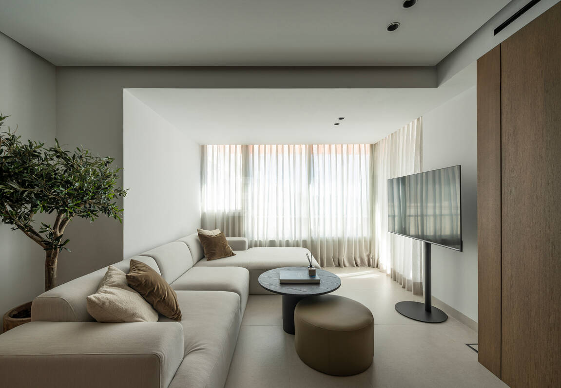 Elegantes Apartment mit Terrasse und Pool im Zentrum von Marbella