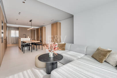 Elegantes Apartment im Zentrum von Marbella mit Pool, Terrasse und touristischer Lizenz