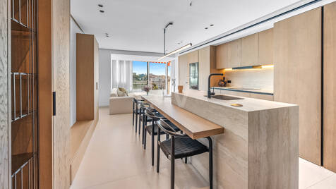 Elegantes Apartment mit Terrasse und Pool im Zentrum von Marbella