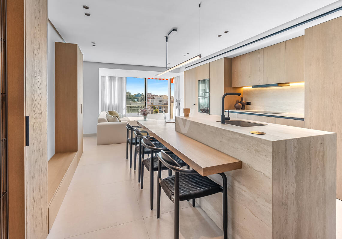 Elegancki Marbella Centre Apartament z basenem, Taras & amp; Licencja turystyczna