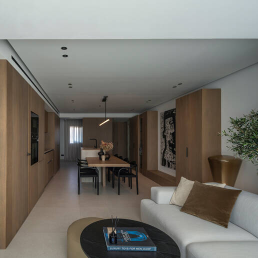 Elegantes Apartment mit Terrasse und Pool im Zentrum von Marbella