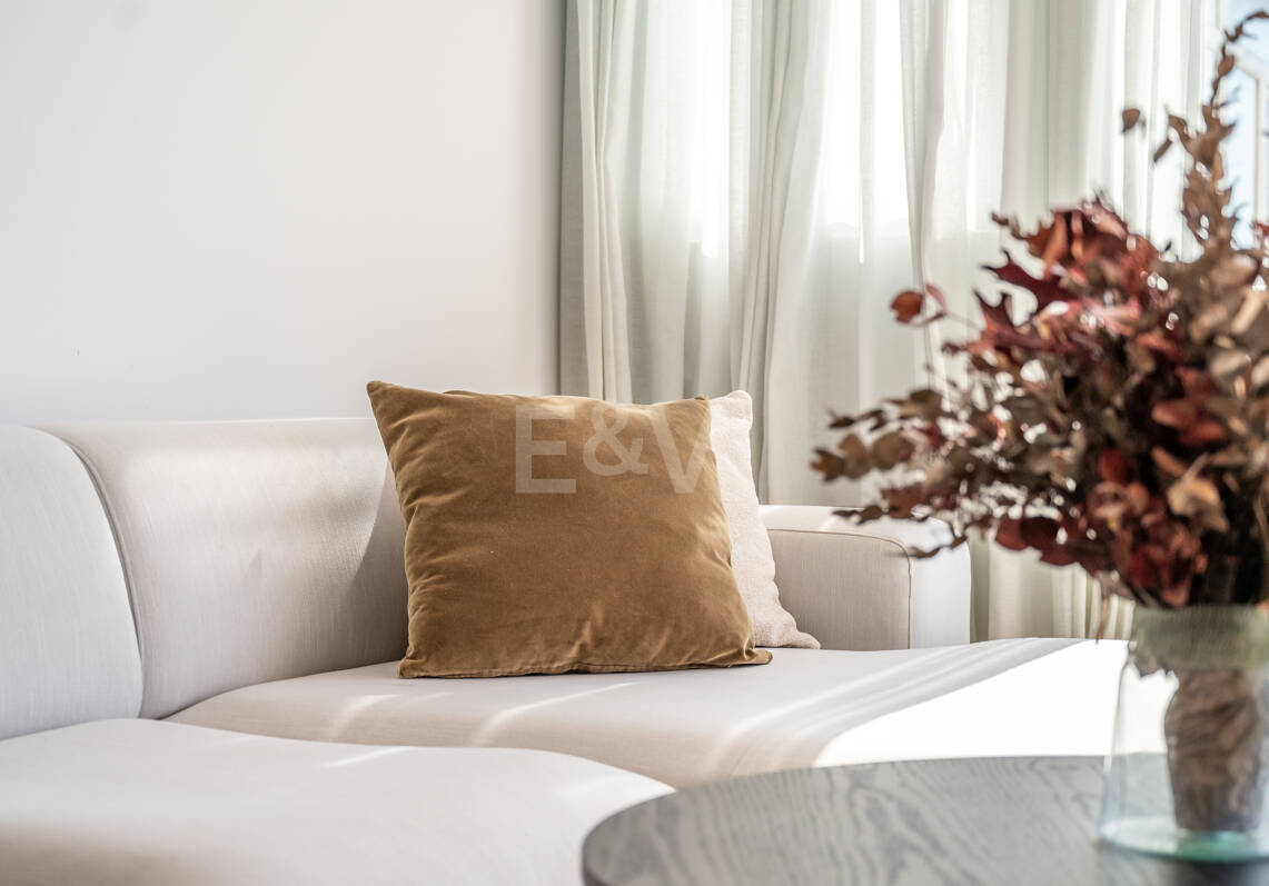 Elegancki Marbella Centre Apartament z basenem, Taras & amp; Licencja turystyczna