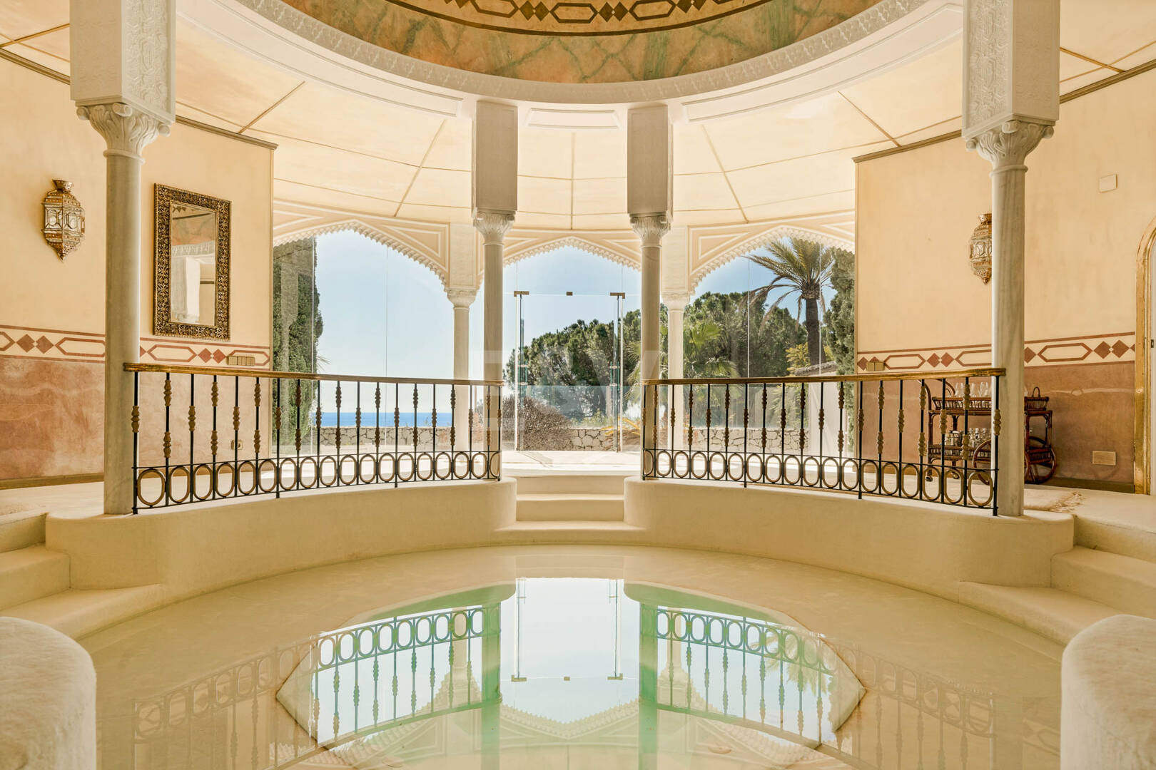 Casa Mandaluz: una majestuosa finca andaluza con vistas panorámicas