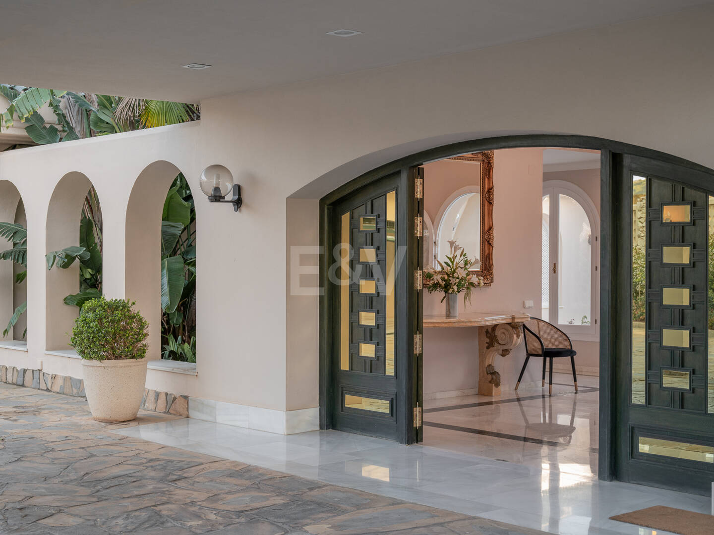 Casa Mandaluz: una majestuosa finca andaluza con vistas panorámicas