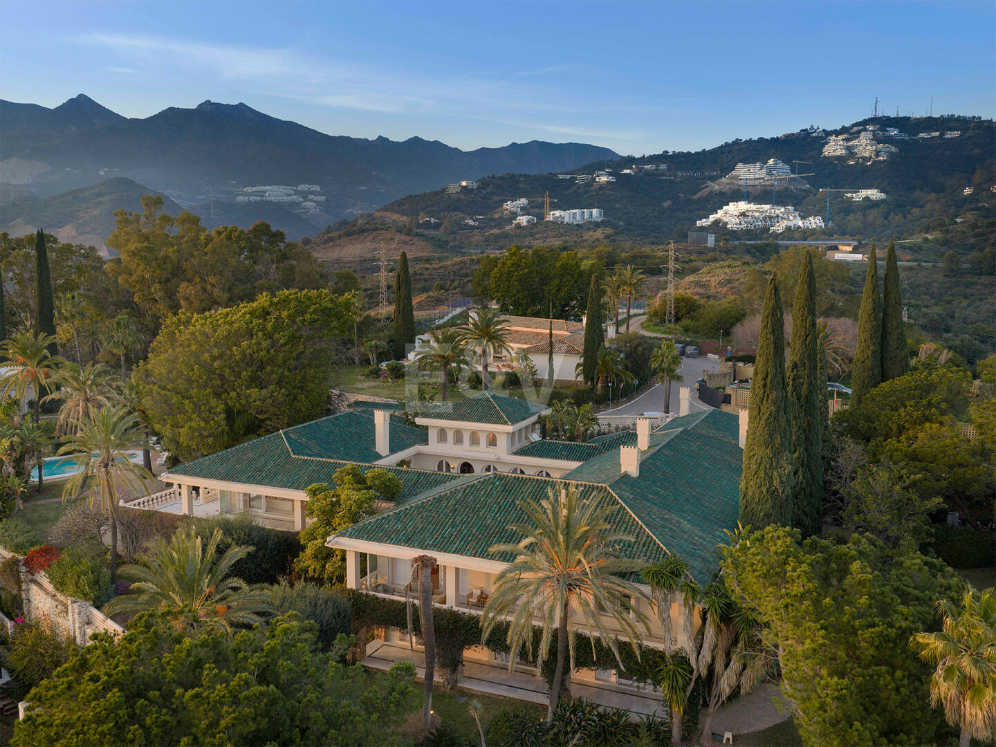 Casa Mandaluz: una majestuosa finca andaluza con vistas panorámicas