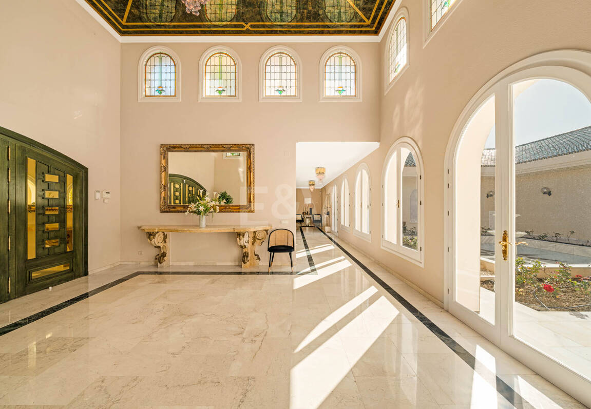 Casa Mandaluz: una majestuosa finca andaluza con vistas panorámicas