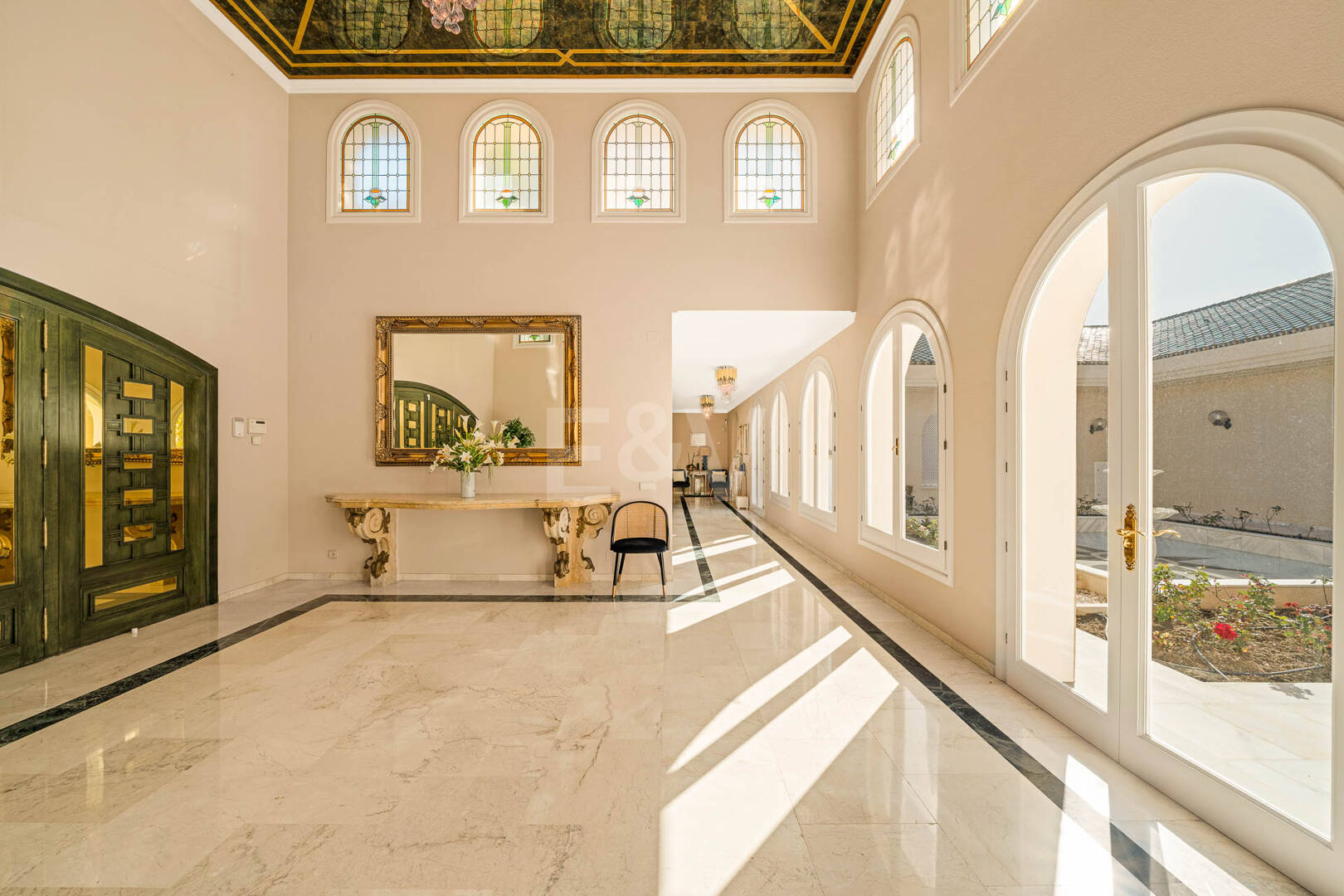 Casa Mandaluz: una majestuosa finca andaluza con vistas panorámicas