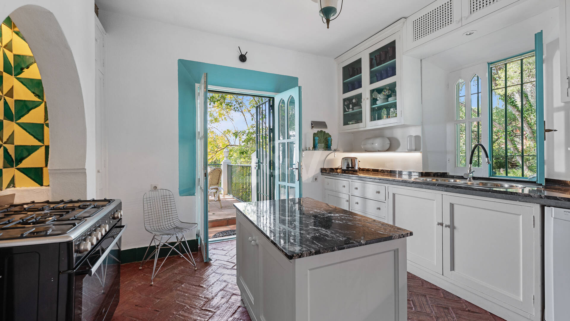 Andalusian Style Villa with Panoramic Sea Views and Private Pool in La Montua