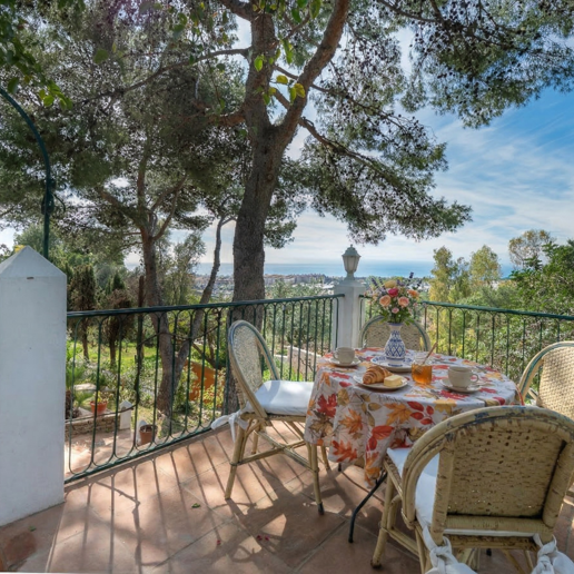 Andalusian Style Villa with Panoramic Sea Views and Private Pool in La Montua