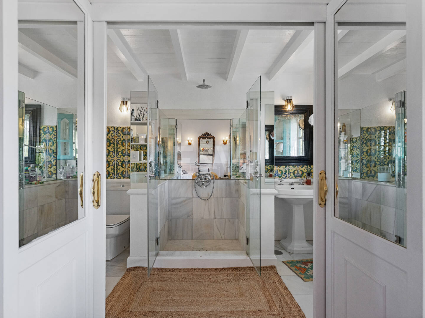 Andalusian Style Villa with Panoramic Sea Views and Private Pool in La Montua