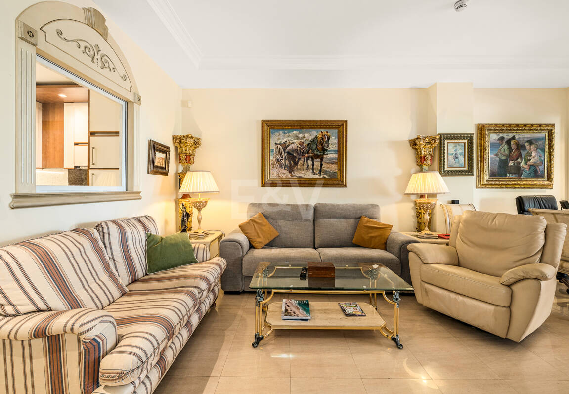 Beachside South-Facing Apartment with Large Terrace on the Golden Mile