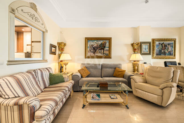 Beachside South-Facing Apartment with Large Terrace on the Golden Mile