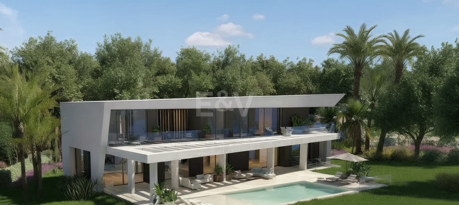 Schlüsselfertige Luxusvilla in Guadalmina am Golfplatz, fußläufig zum Strand