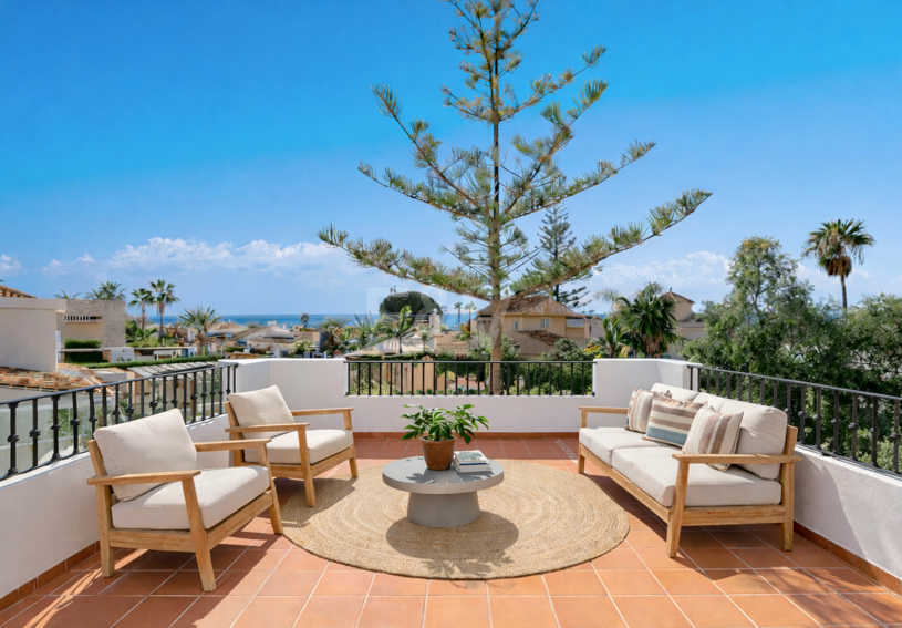 Villa avec appartement d'hôtes à Las Chapas Beach, Marbella Est