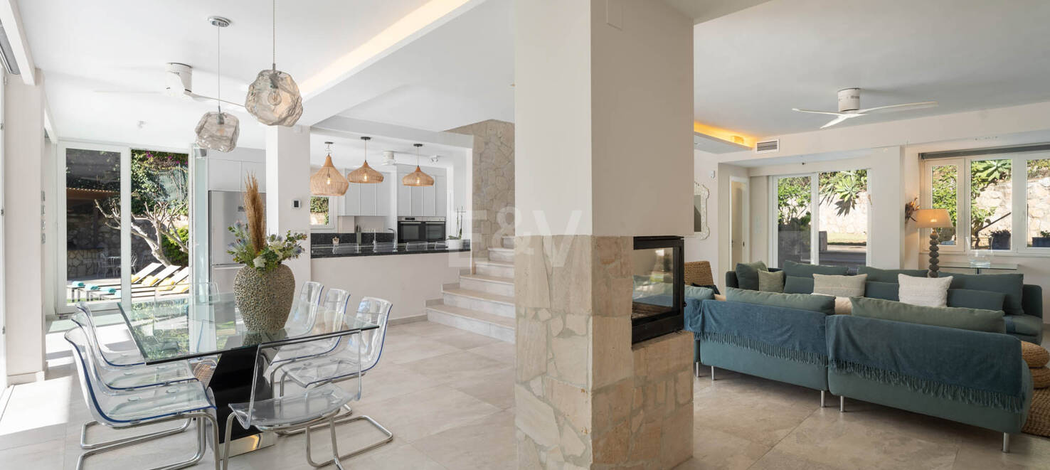 Moderne Familienvilla mit mediterranem Lebensstil