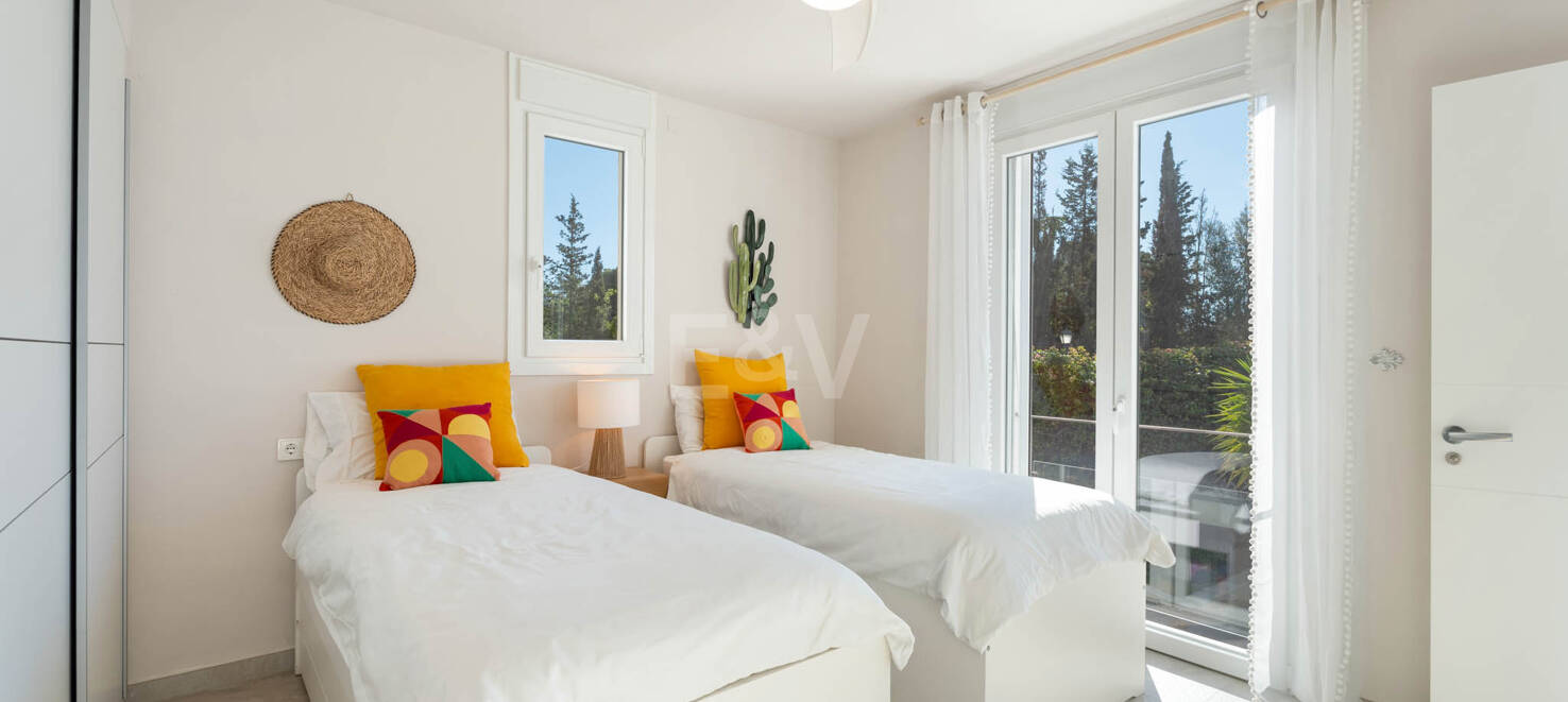 Moderne Familienvilla mit mediterranem Lebensstil