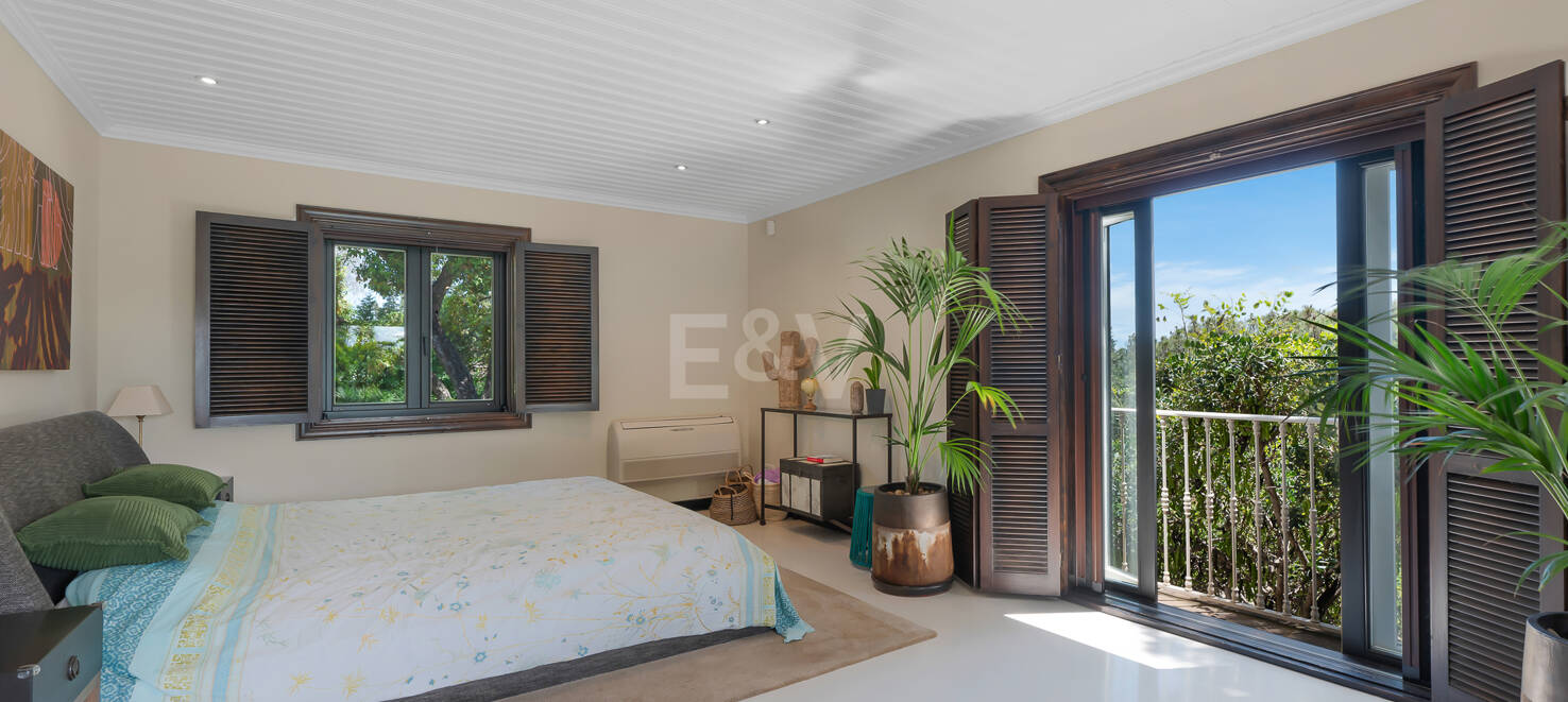 Charming Wooden House in Elviria, Marbella