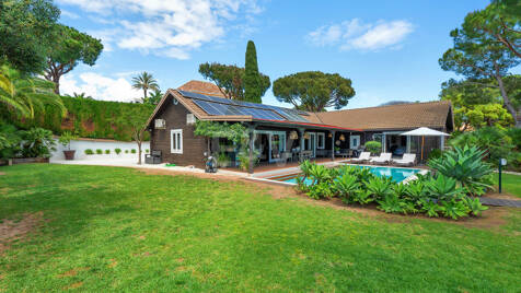 Charming Wooden House in Elviria, Marbella