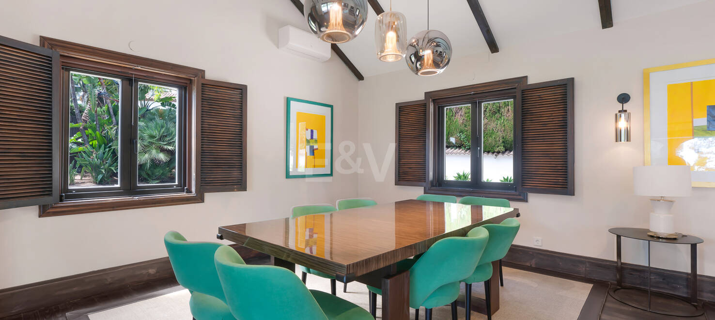 Charming Wooden House in Elviria, Marbella