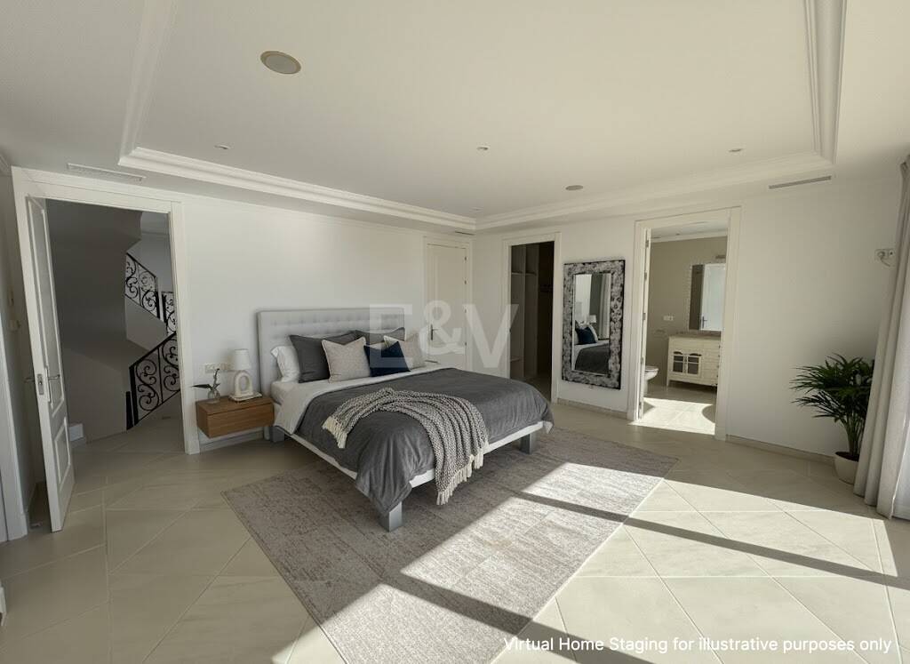 Exklusiv Villa i Los Flamingos Golf med klassisk design och Resort-Style bekvämligheter