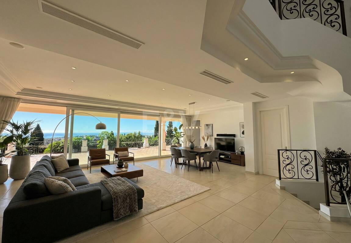 Exklusiv Villa i Los Flamingos Golf med klassisk design och Resort-Style bekvämligheter