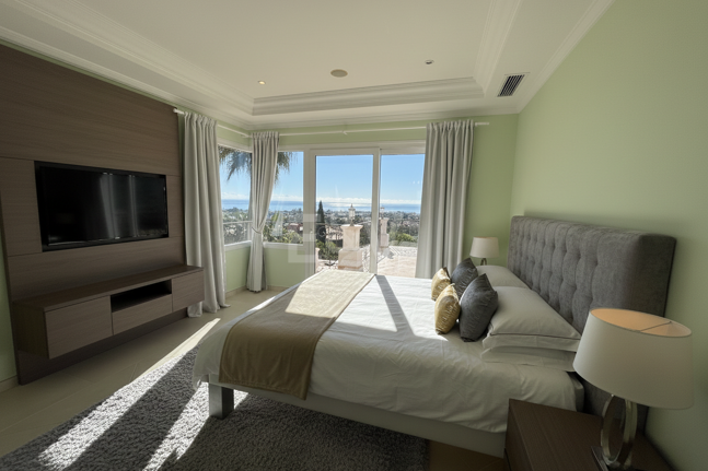 Exklusiv Villa i Los Flamingos Golf med klassisk design och Resort-Style bekvämligheter