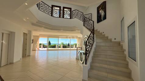 Ekskluzywna willa w Los Flamingos Golf z Classic Design i udogodnienia stylu