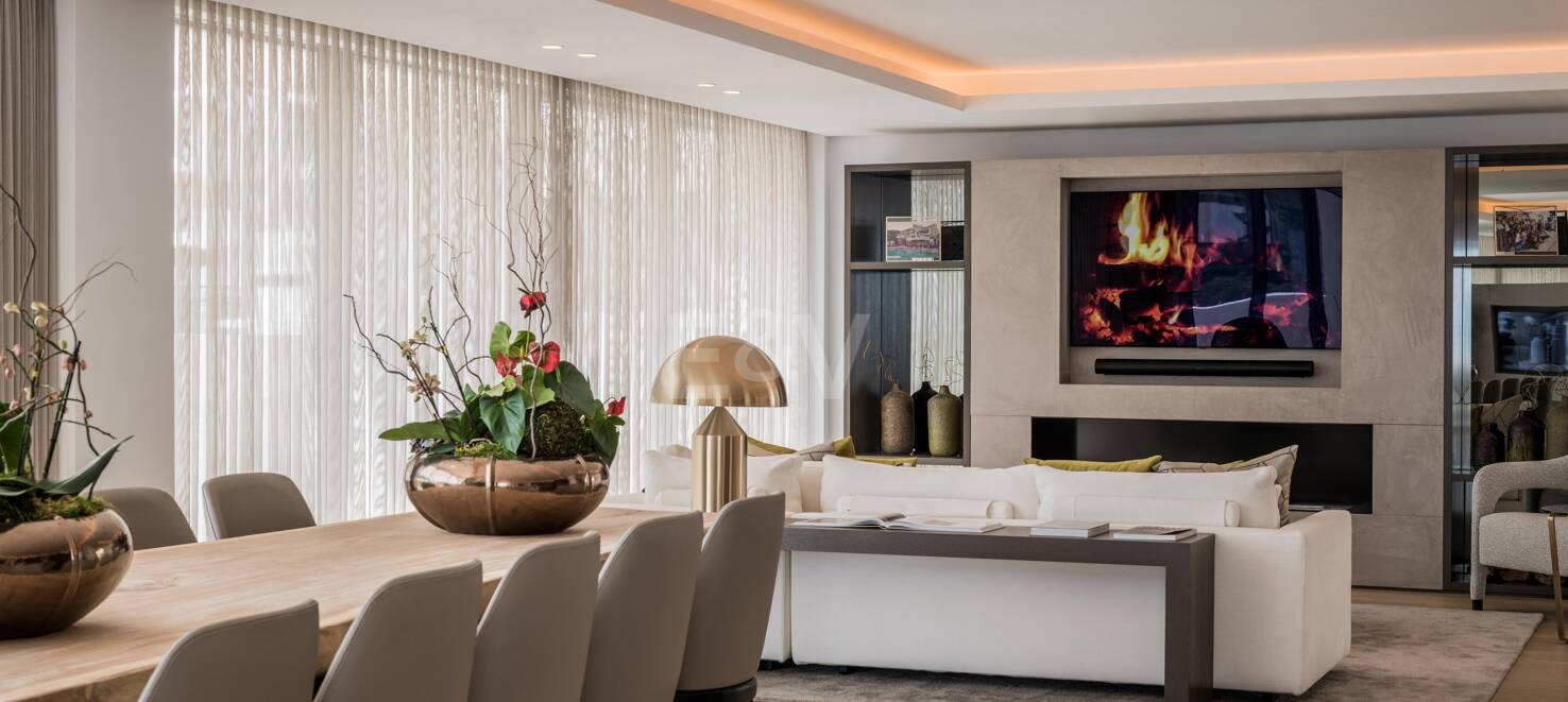 Exklusives, südlich ausgerichtetes Penthouse in Palo Alto Marbella mit Panoramablick auf das Meer