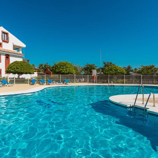 Erdgeschosswohnung in San Pedro nur Schritte vom Strand entfernt