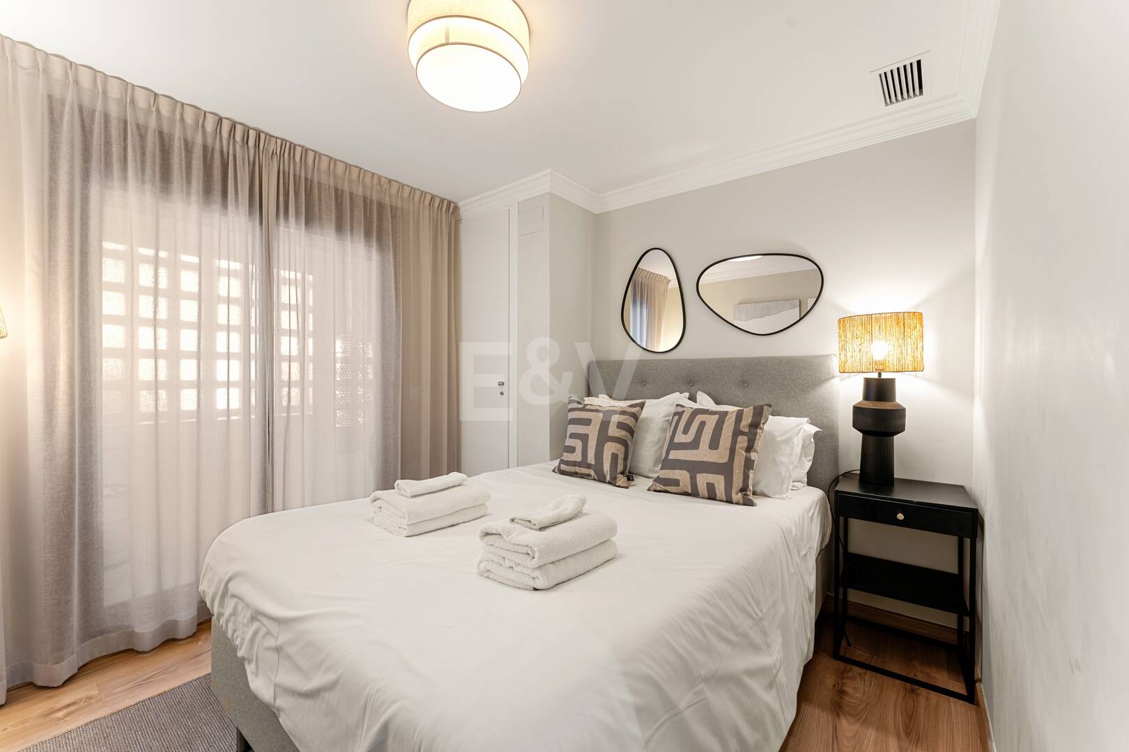 Nowoczesny Apartament Schody od plaży w Gated Community