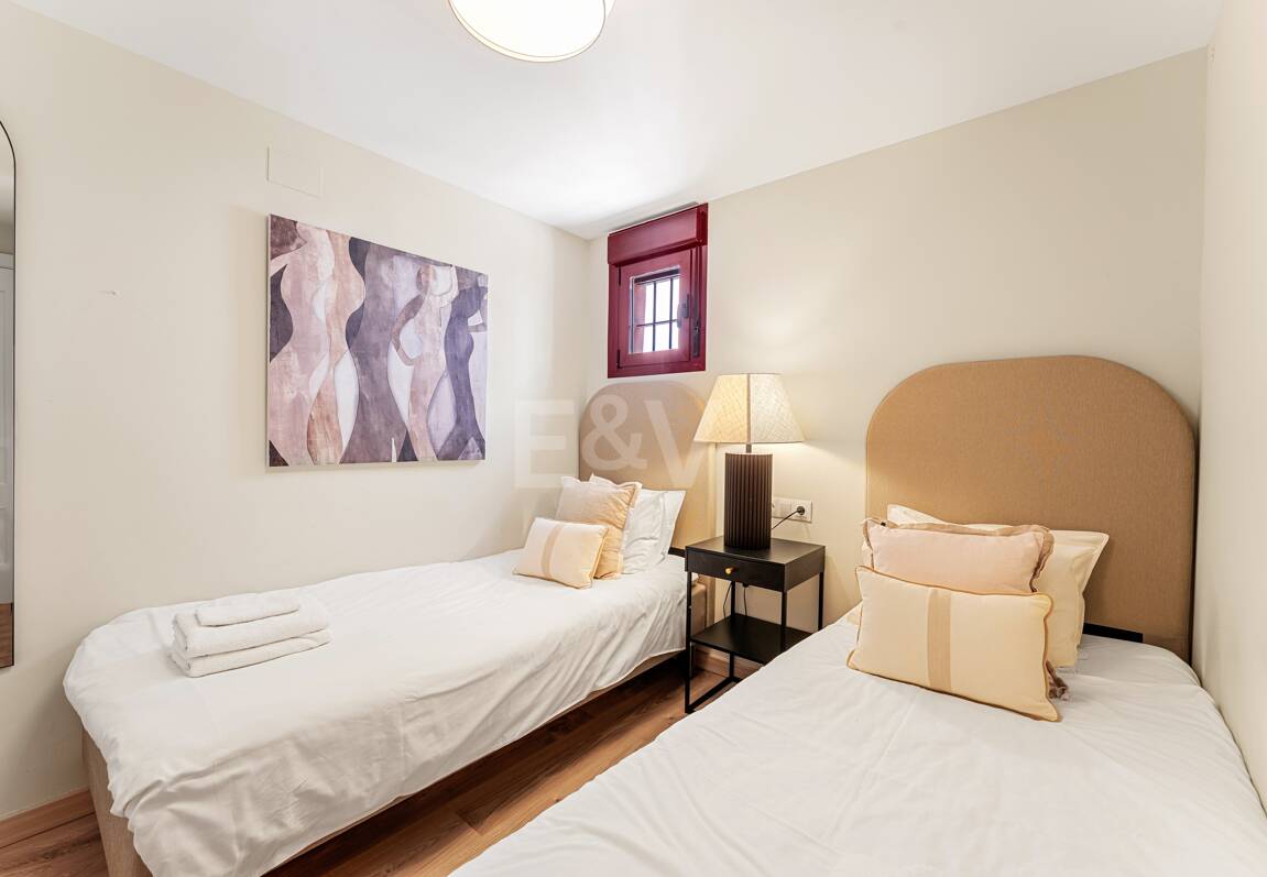 Moderne Wohnung Schritte vom Strand in geschlossener Wohnanlage