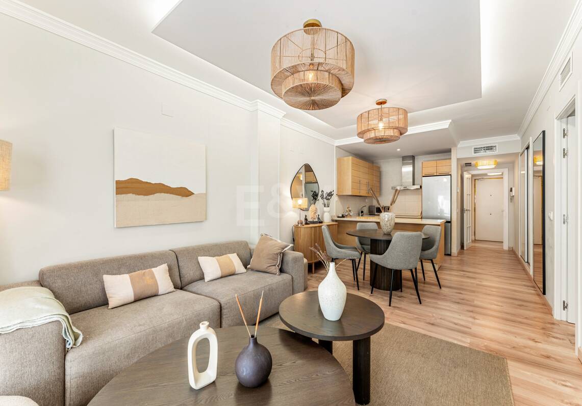 Moderne Wohnung Schritte vom Strand in geschlossener Wohnanlage