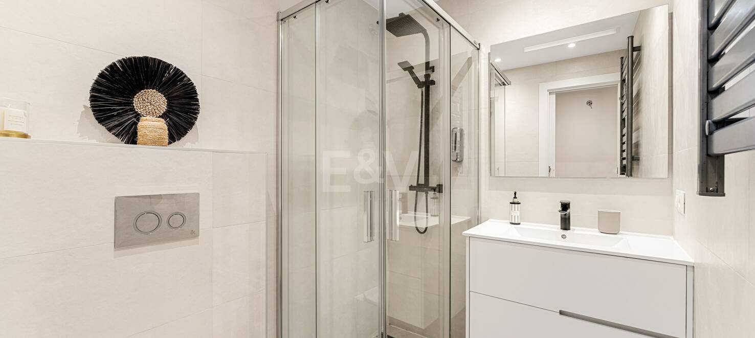 Erdgeschosswohnung in San Pedro nur Schritte vom Strand entfernt